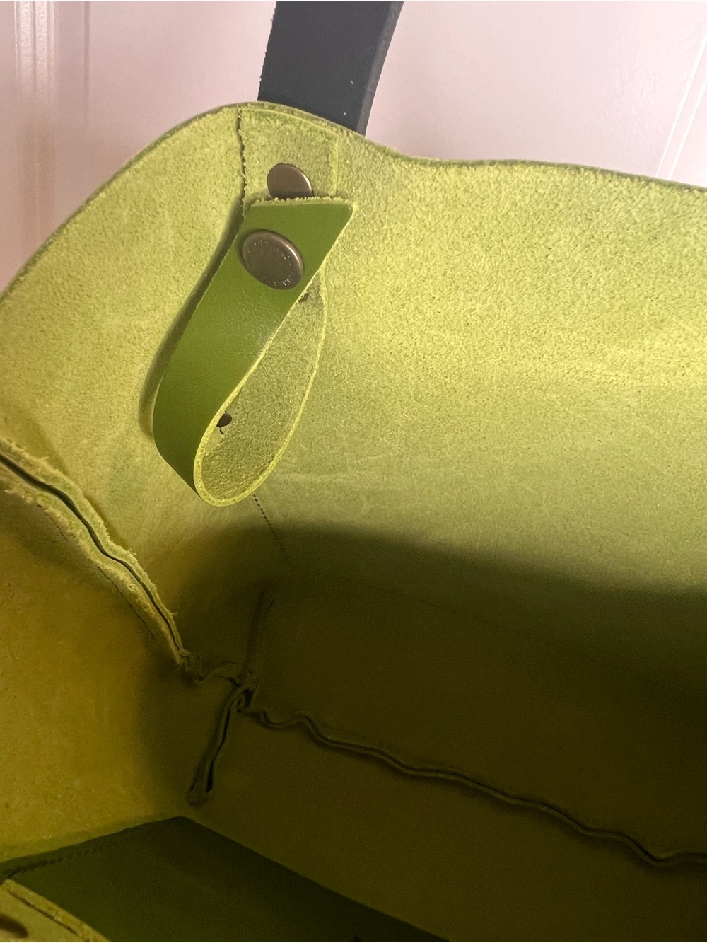 Portland Leather Goods Small Classic Tote Green Apple. - Picture 6 of 11